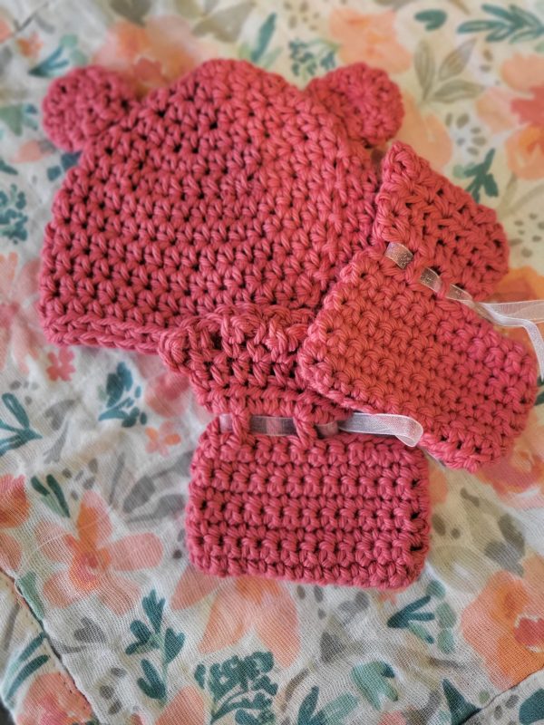 0-3 Hat & Booties-Pink