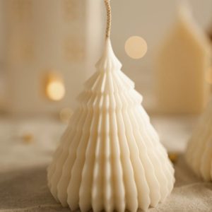 Swish Christmas Tree Candle-L