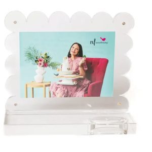 Scalloped Acrylic Frame